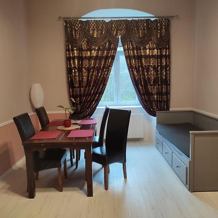 Zamecky Apartman - Castle Apartment Stribro Luaran gambar